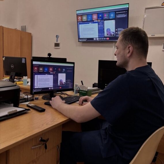 602460967_1297040755562533_8399170705496338771_n